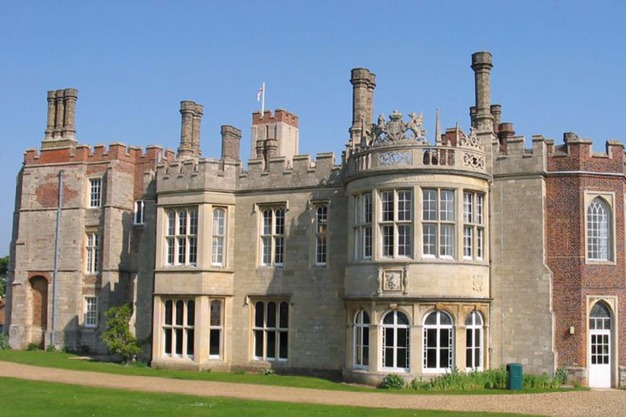 Hinchingbrooke House Antiques Fair (to be confirmed)